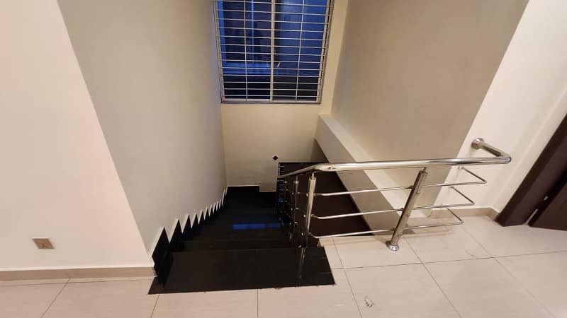 10 Marla un furnished house available for rent in phase 4 bahria town Rawalpindi. 7