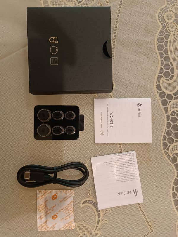 Edifier W240TN TWS earbuds brand new 3