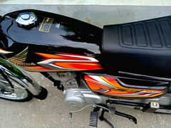 Honda 125 Model 2022 Black Fabulous LusSh condition total pack call Me