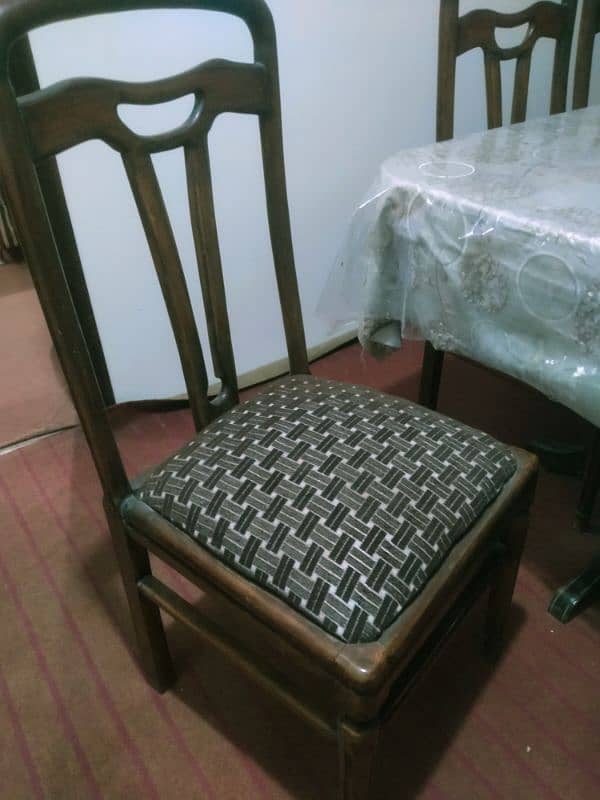 Dinning table with Six Chairs 2