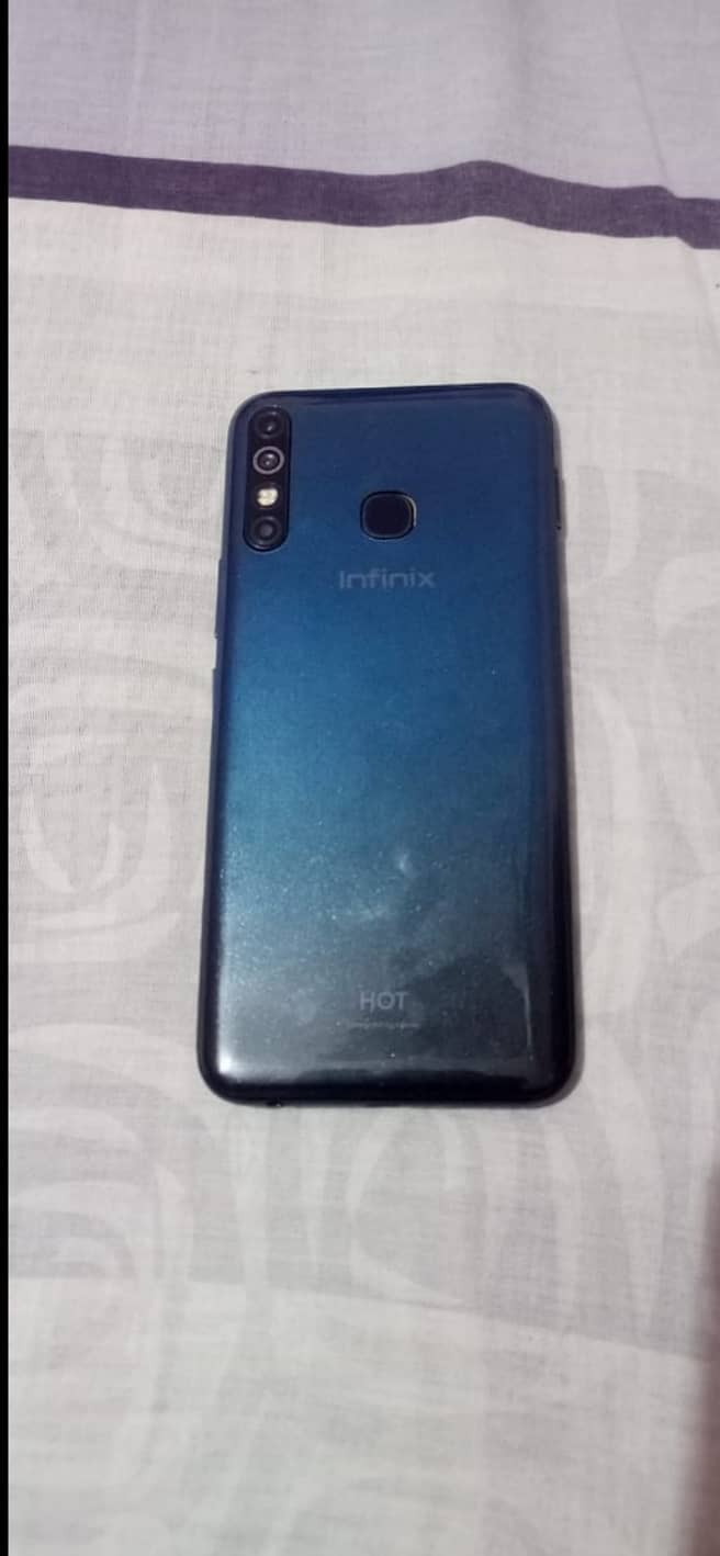 Infinix Hot 8 4/64 with box 1