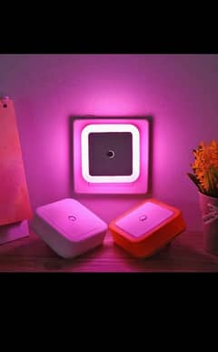 1 Pc Led Night Light, Plug In Led Wall Lamp With Dusk To Dawn.