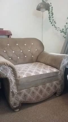 7 seater sofa set with cushions