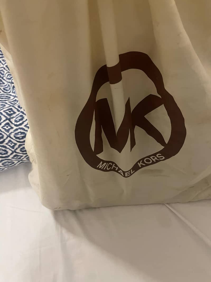 Michael kors original bag 2