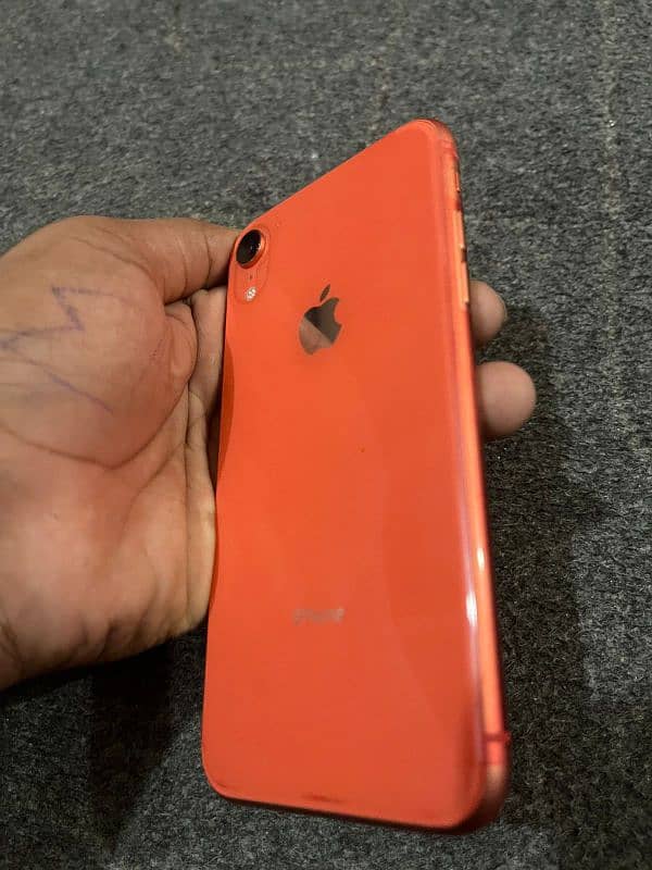 iphone xr 1