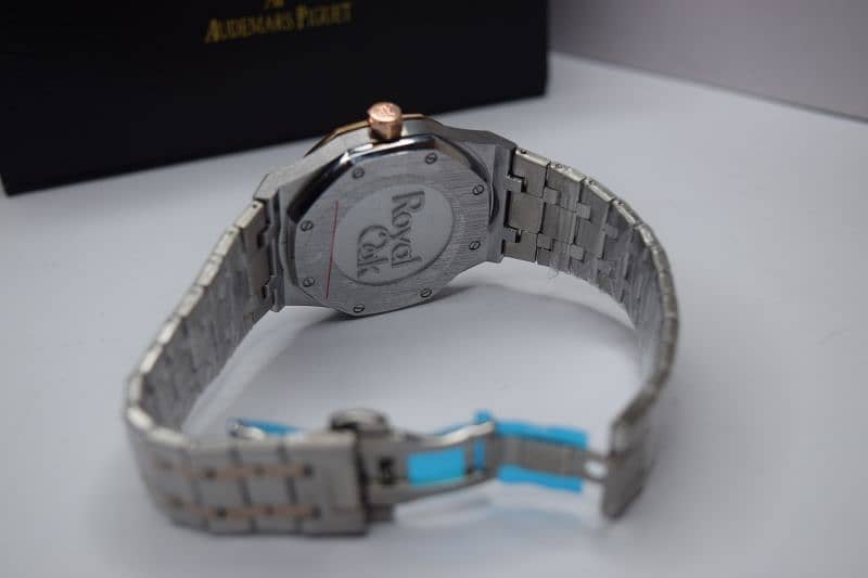 AP WATCH PREMIUM QUALITY WATCHE 6