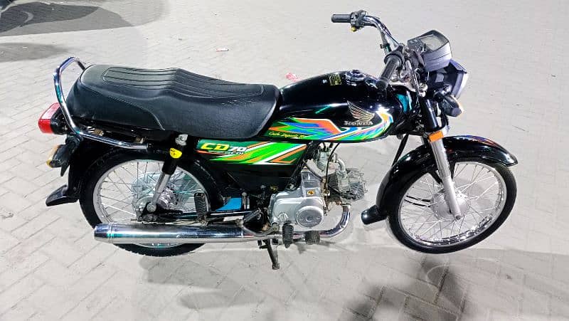 Honda CD-70 Euro2 2021 6 month karachi num 1st owner Genuine condition 7