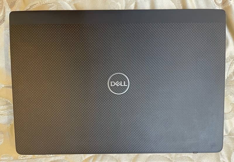 Dell Latitude 7300 core i5-8th Gen 0