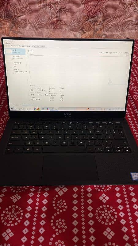 Dell XPS 13 9370 Intel Core i7 8th GEN 16/256 8