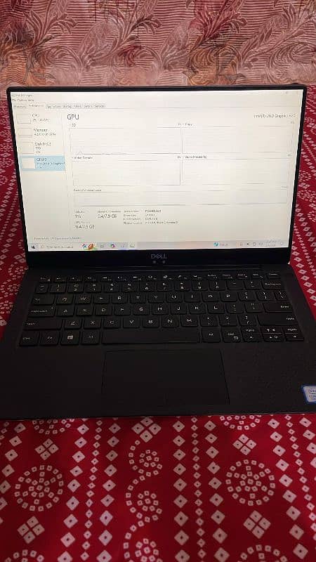 Dell XPS 13 9370 Intel Core i7 8th GEN 16/256 12