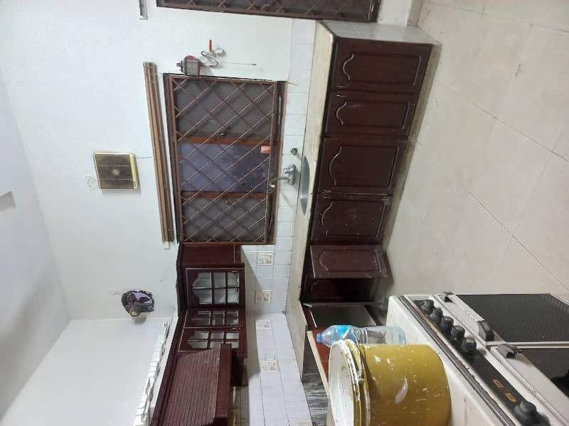 6 bedroom dubal unit House For Rent chaklala scheme3 Extension 6