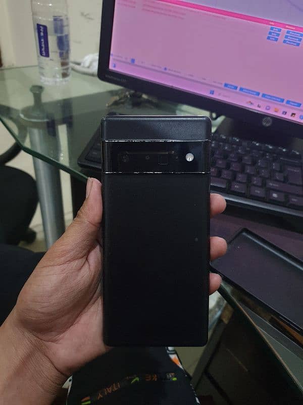 pixel 6pro for sell OEM locked  condition 10 by 8.5 back sheet apply 3