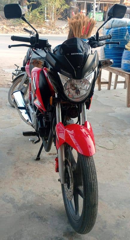 HONDA CB 150F RED Colour 1