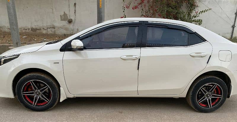 Toyota Corolla GLI 2016 bumper to bumper original manual 5