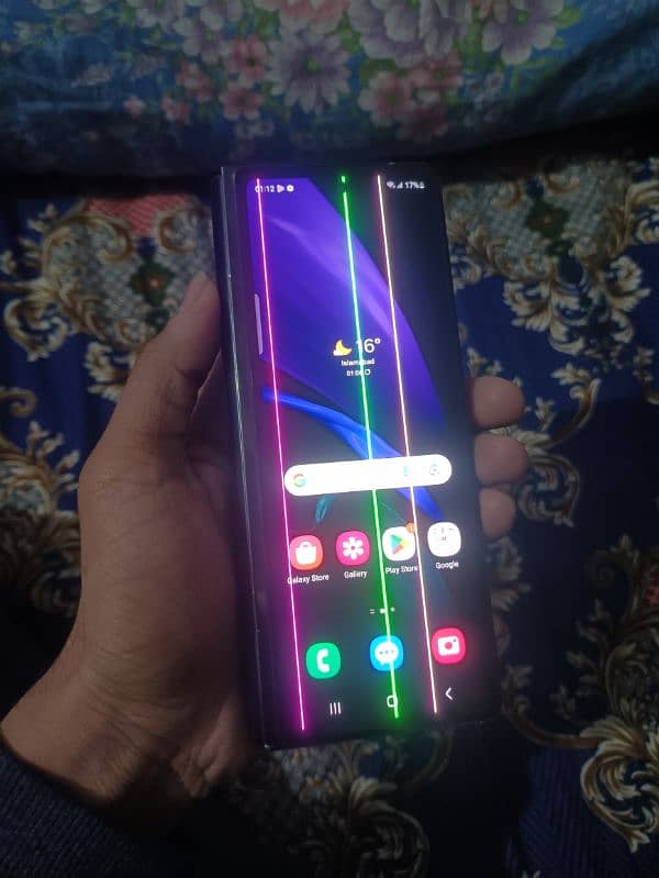 Exchange Samsung galaxy z fold 2 , 12/256 inner screen not working 6