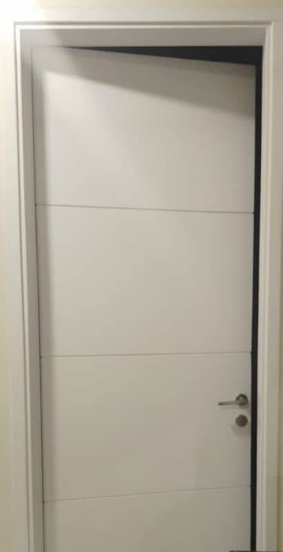 brand new Full size door with lock and choukat LUCKY ONE APARTMENT 2