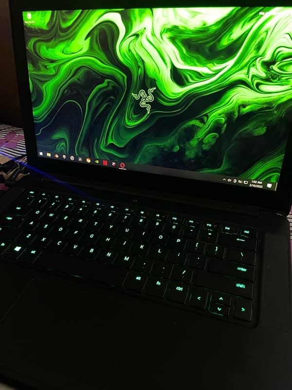 razer blade 2017 , i7-7 gen , gtx 1060 -6gb , gaming laptop 3