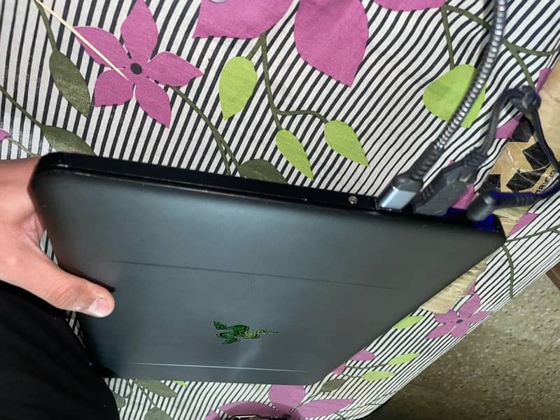 razer blade 2017 , i7-7 gen , gtx 1060 -6gb , gaming laptop 10