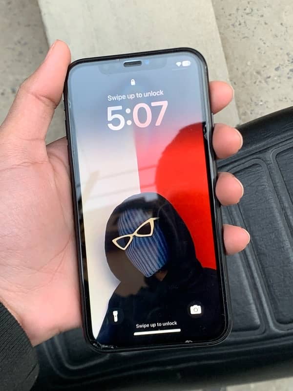 IPHONE XR 1