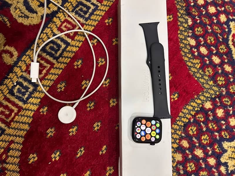 Apple watch series 7 4