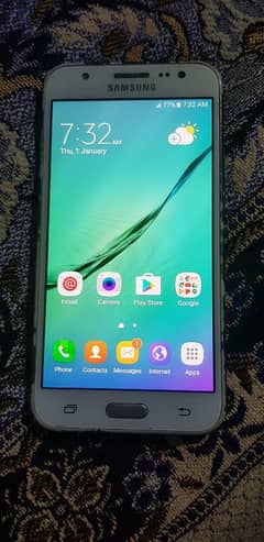 Samsung j5 (2gb 8gb)