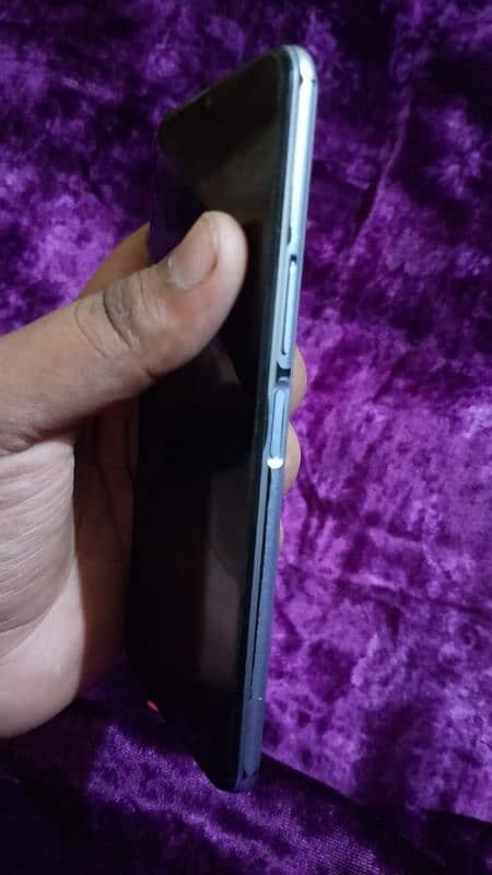 vivo y20 4gb 64gb daba hy charger ni hy 4