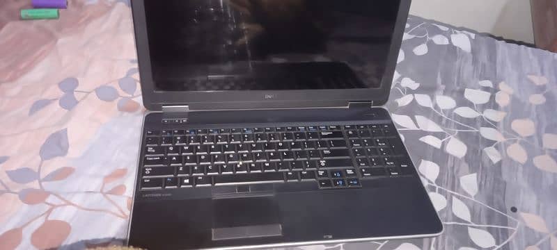 dell E6540  i5 4 gen urjent sale 0