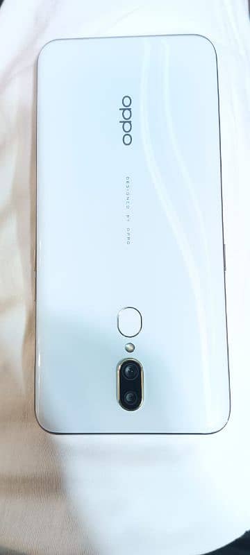 oppo F11 8/256 gb 10/10 condition hay 0