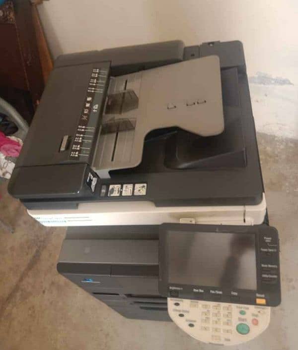 Konica molta photocopy machine 2