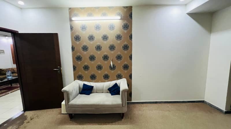 Two bedroom apartment available for Rent 3 extra store gas available 11