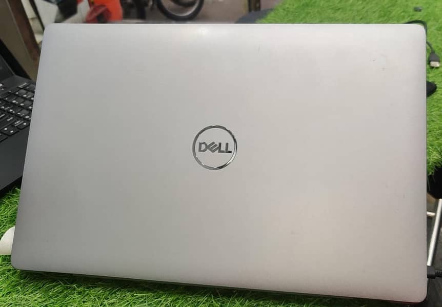 Dell Latitude 5511 i5 10th Gen 0