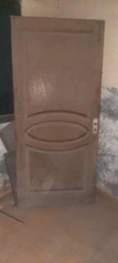 Origional Malaysian wood door in heavy weight little bit use in 10/9