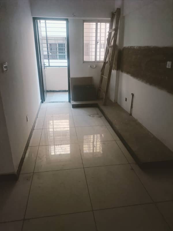 Flat For Rent In Kings Classic 1