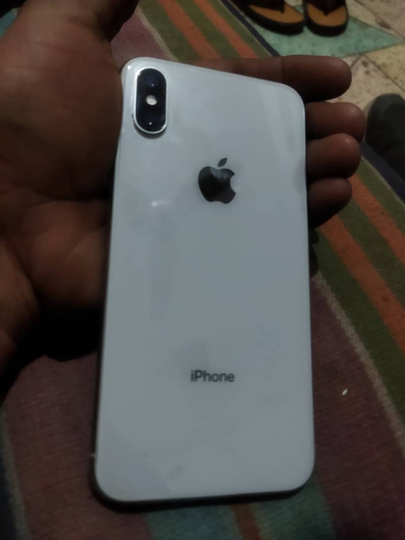 Apple iPhone X 3