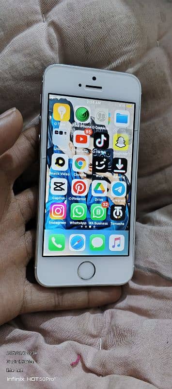 I phone 5s 16gb 10