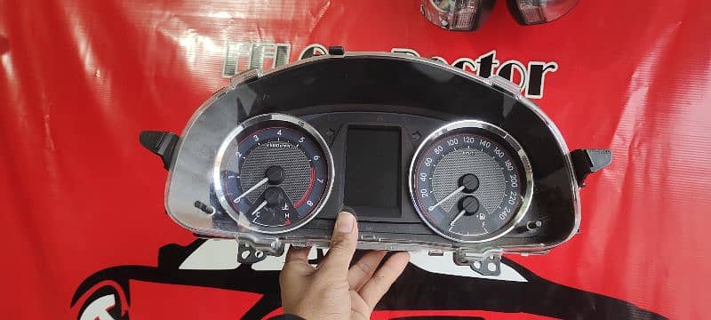 Toyota Grandy 2015/16 Red/White meter 0