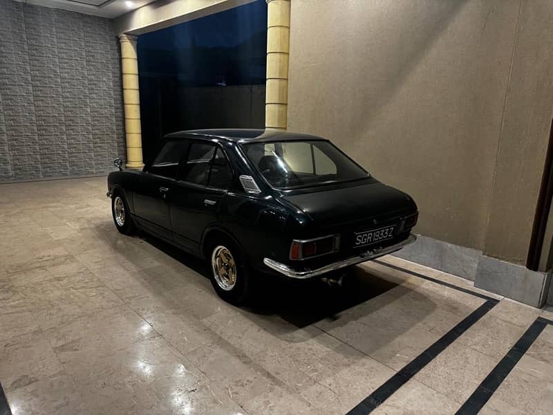 Toyota Corolla 1974 3