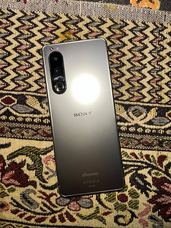 Sony Xperia 5 mark III 0