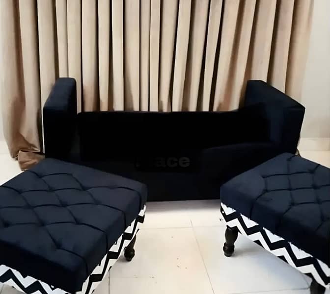 4 seats sofa set available at reasonable prices 0