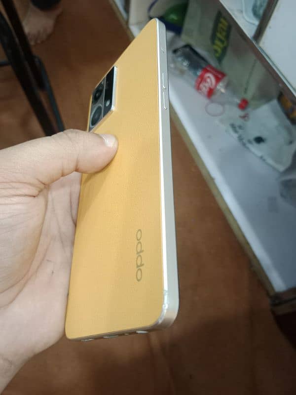 OPPO f21 pro 3