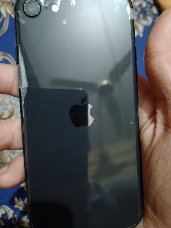 Iphone SE 2020 10/10 condition 1