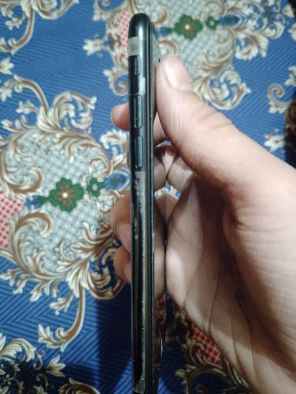 Iphone SE 2020 10/10 condition 4