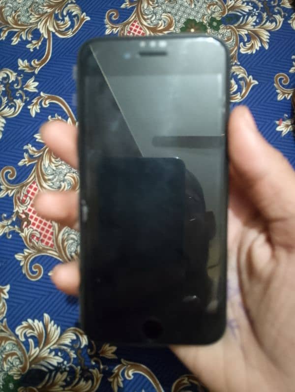 Iphone SE 2020 10/10 condition 5