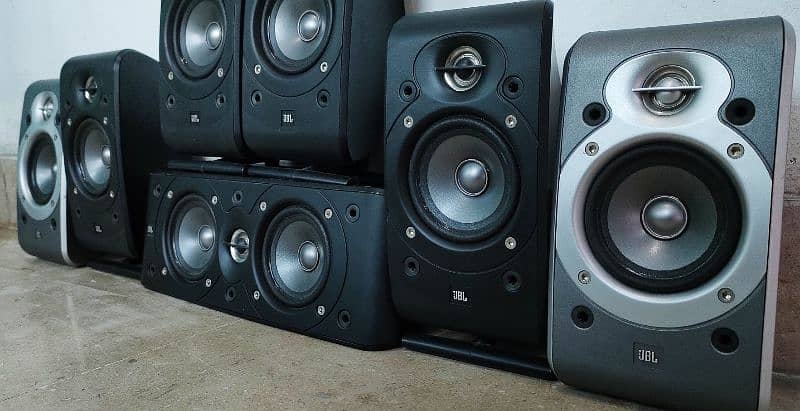 JBL 7.0 Home theater Speakers. ( woofer tweeter Klipsch onkyo bose ) 1