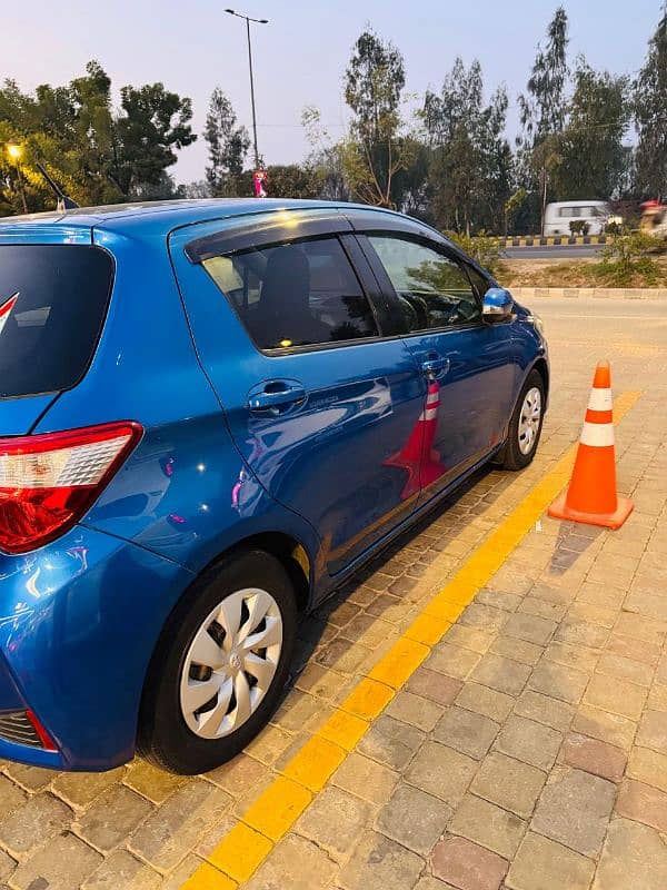 Toyota Vitz 2017 3