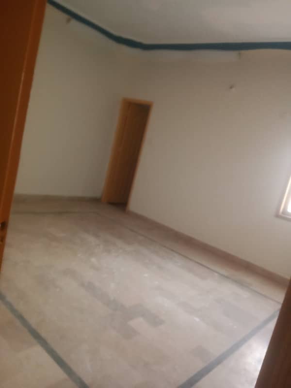 400 yard portion 3bed dd 1st floor city villas near memon hospital & university road 7