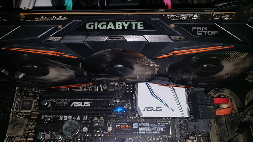 Gigabyte GTX 1080 8GB 256Bit Graphics Card 10/10 Condition 7