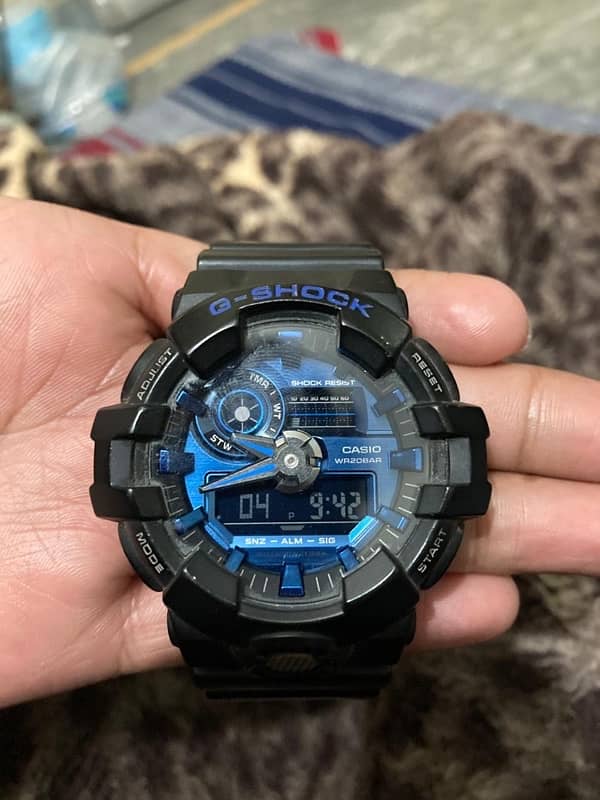 Casio G-Shock GA-710 1