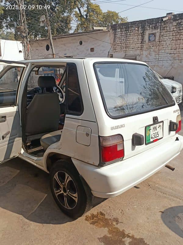 Suzuki Mehran VX with AC 2011 good condition 18