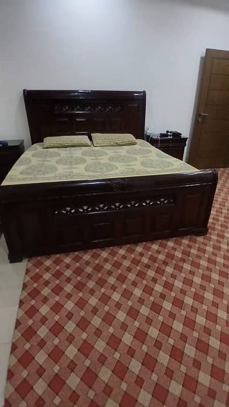 wooden bed 1